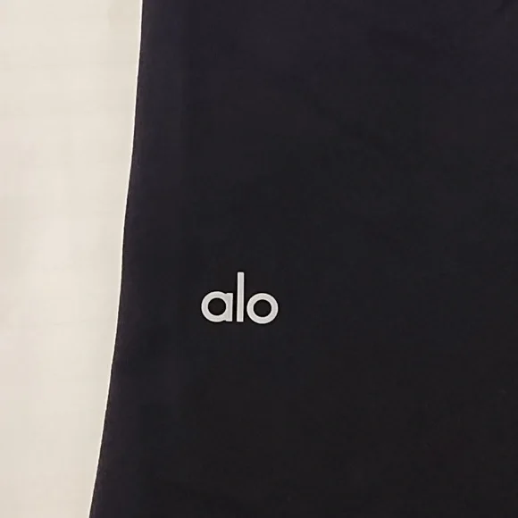 Alo Yoga Airbrush HR 7/8 Bootcut Legging - Picture 6 of 10